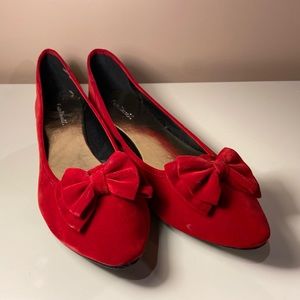 COSTA BLANCA size:40 RED SUEDE FLATS WITH BOW